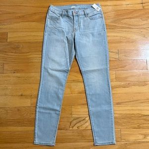 Old Navy Super Skinny Mid Rise Light Wash Jean 6